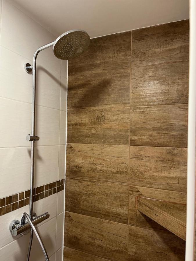 Ferienwohnung Lübben – Dusche